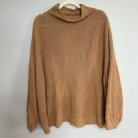American Eagle Tan Beige Cowl Neck Knit Oversized Sweater Women’s Size Large/XL - Picture 2 of 6